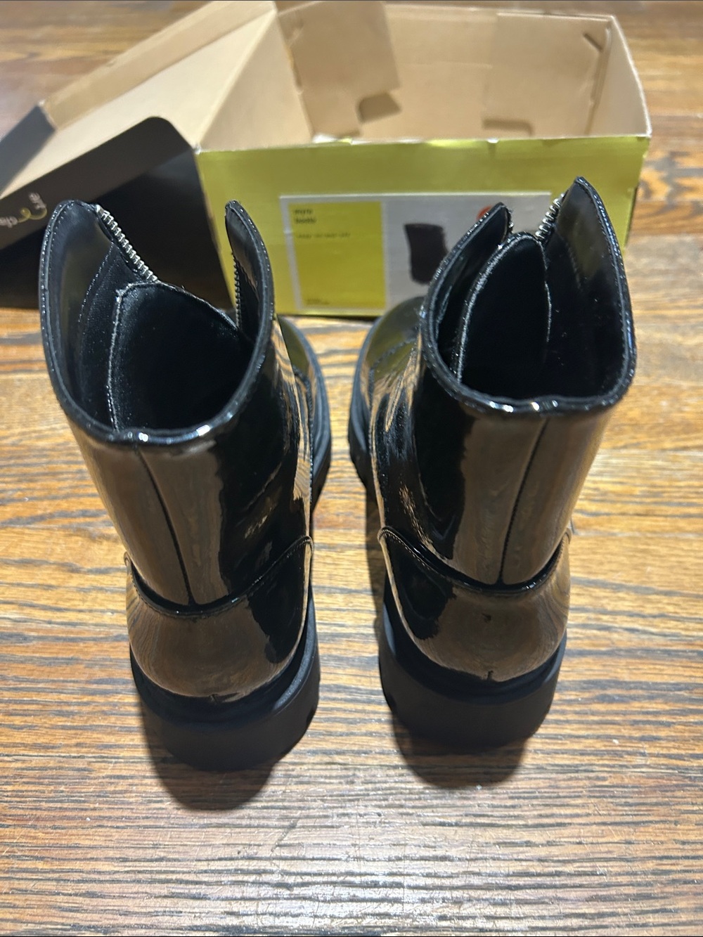 art class Black Patent Star-Zip Ankle Booties new with box - Picture 3 of 10